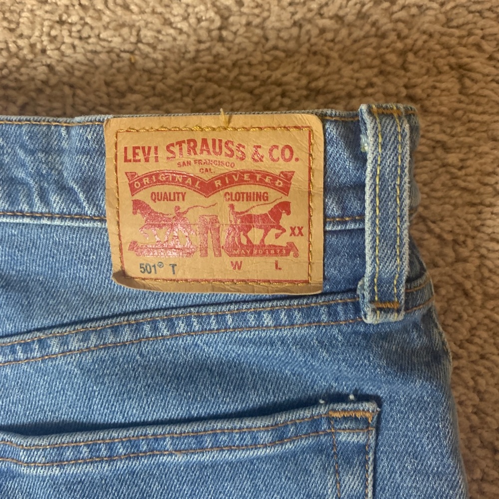 levi mom jeans